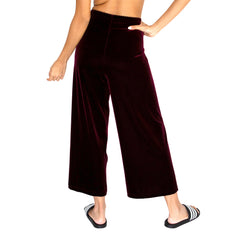 Back view of our Cropped Length Stretch Velvet Pant in Sangria Wine (Burgundy) has elastic waist and 26" inseam.